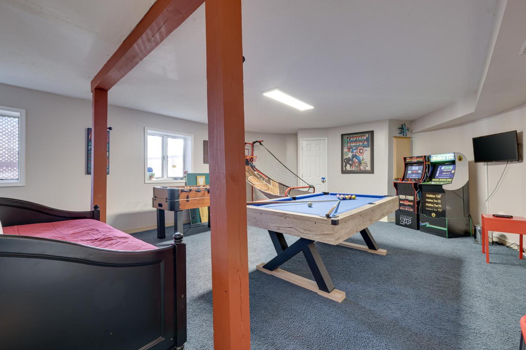 Unique Roundhouse: Hot Tub-Game Room-Firepit&More! Bushkill Exterior foto
