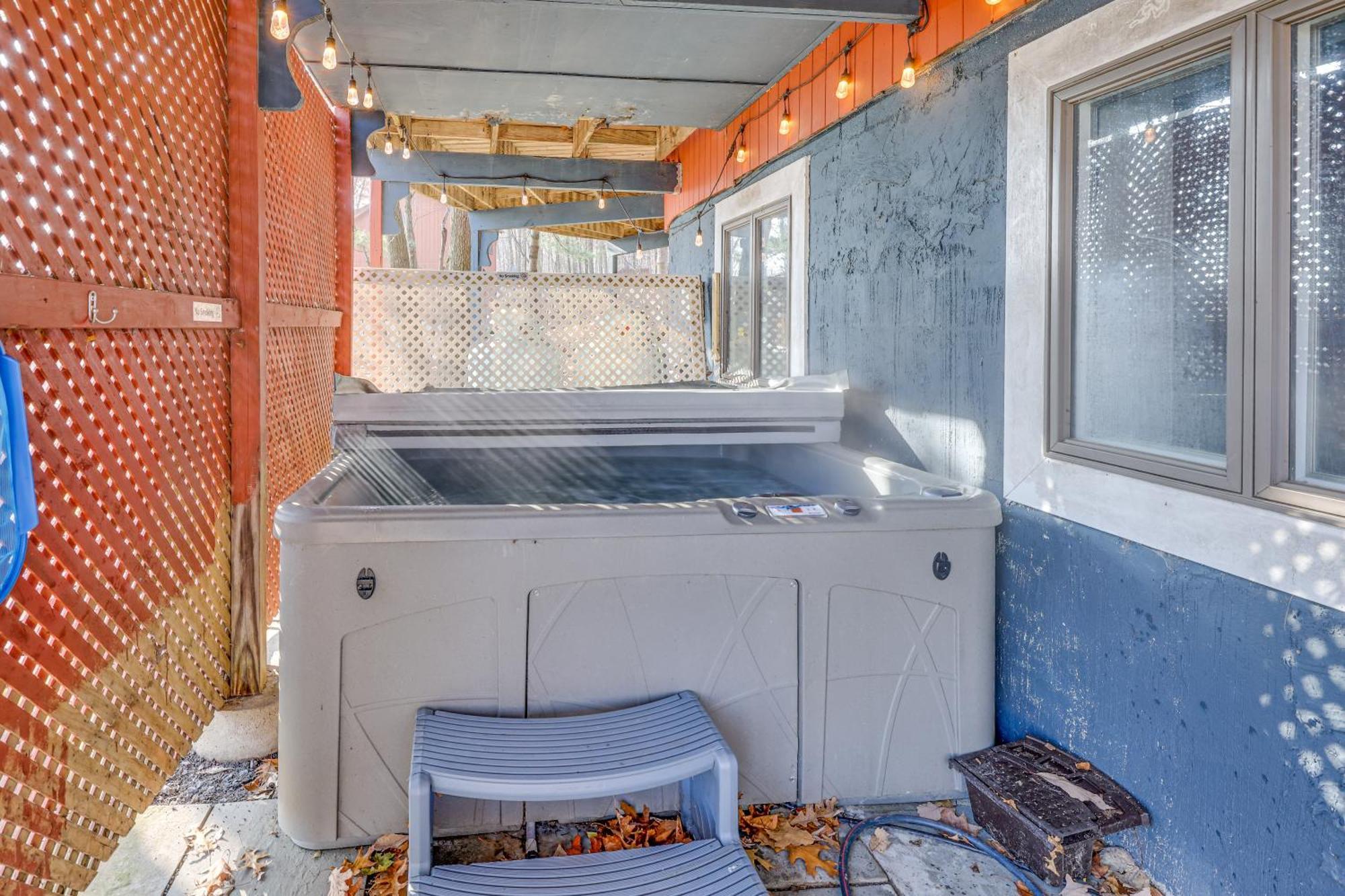 Unique Roundhouse: Hot Tub-Game Room-Firepit&More! Bushkill Exterior foto