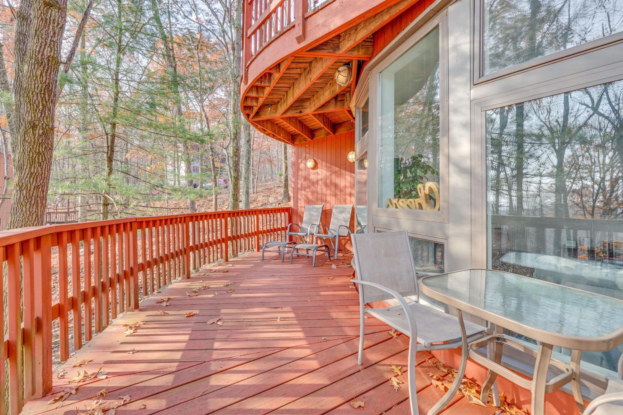 Unique Roundhouse: Hot Tub-Game Room-Firepit&More! Bushkill Exterior foto